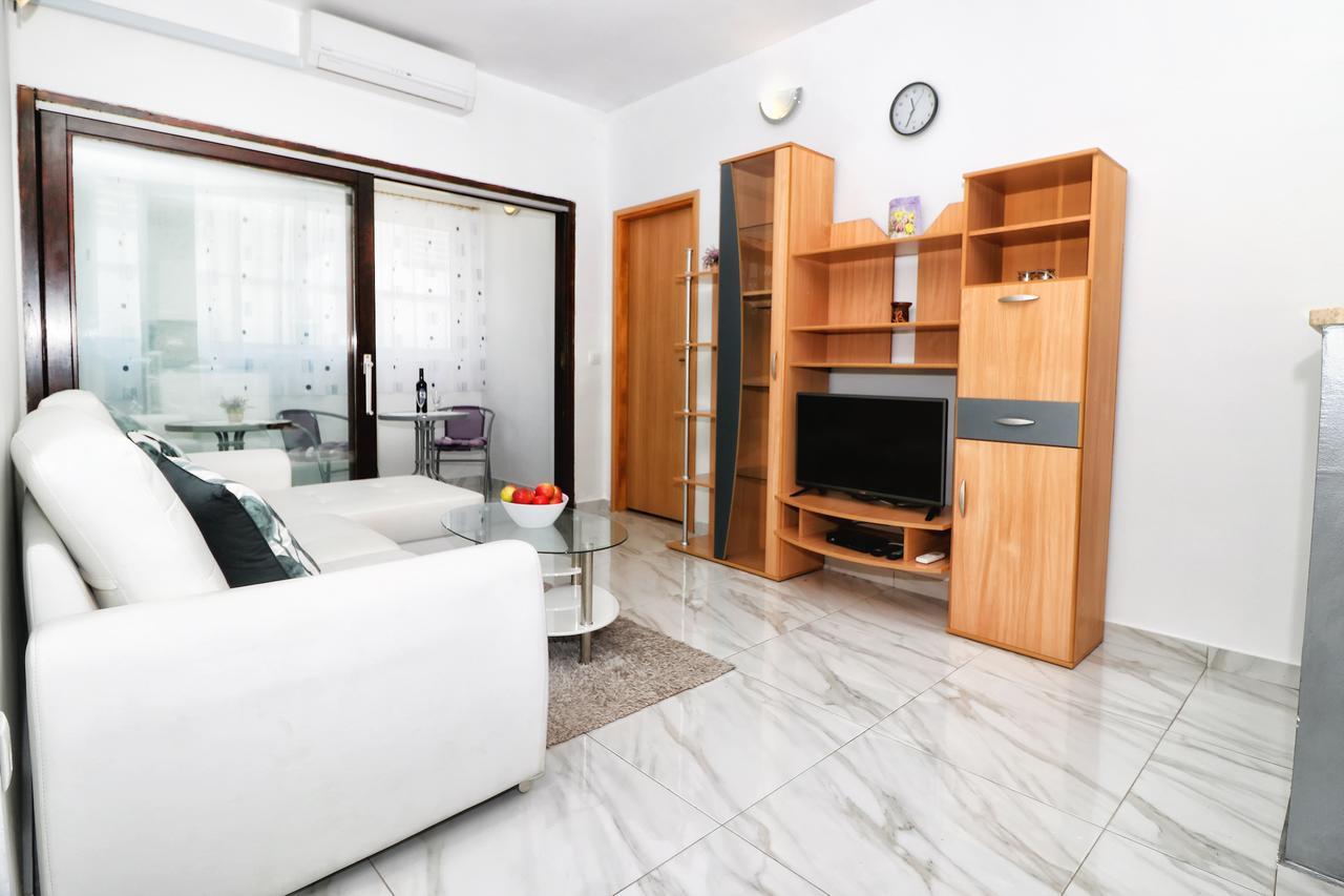 Apartments Amalia Rovinj Eksteriør bilde