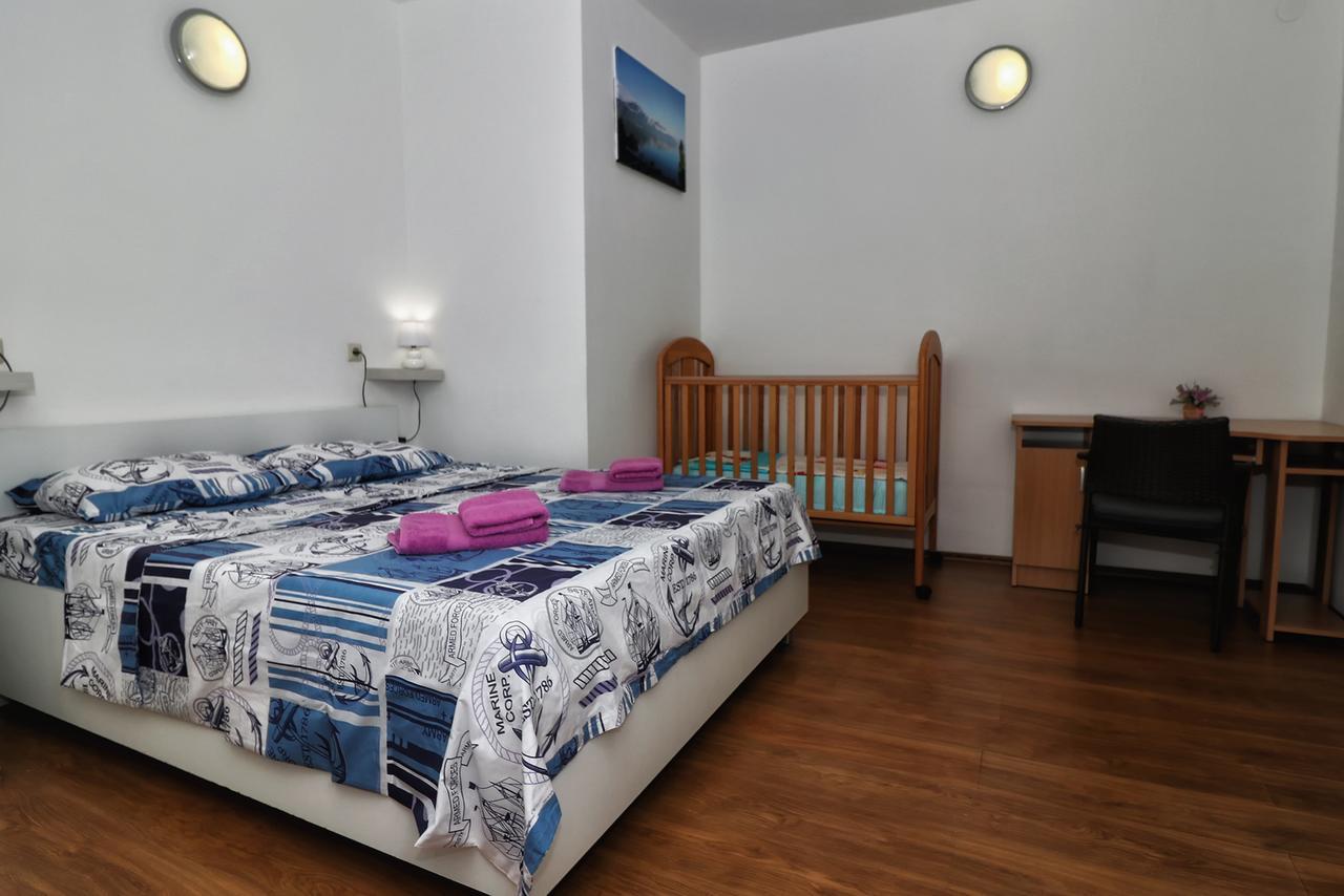 Apartments Amalia Rovinj Eksteriør bilde