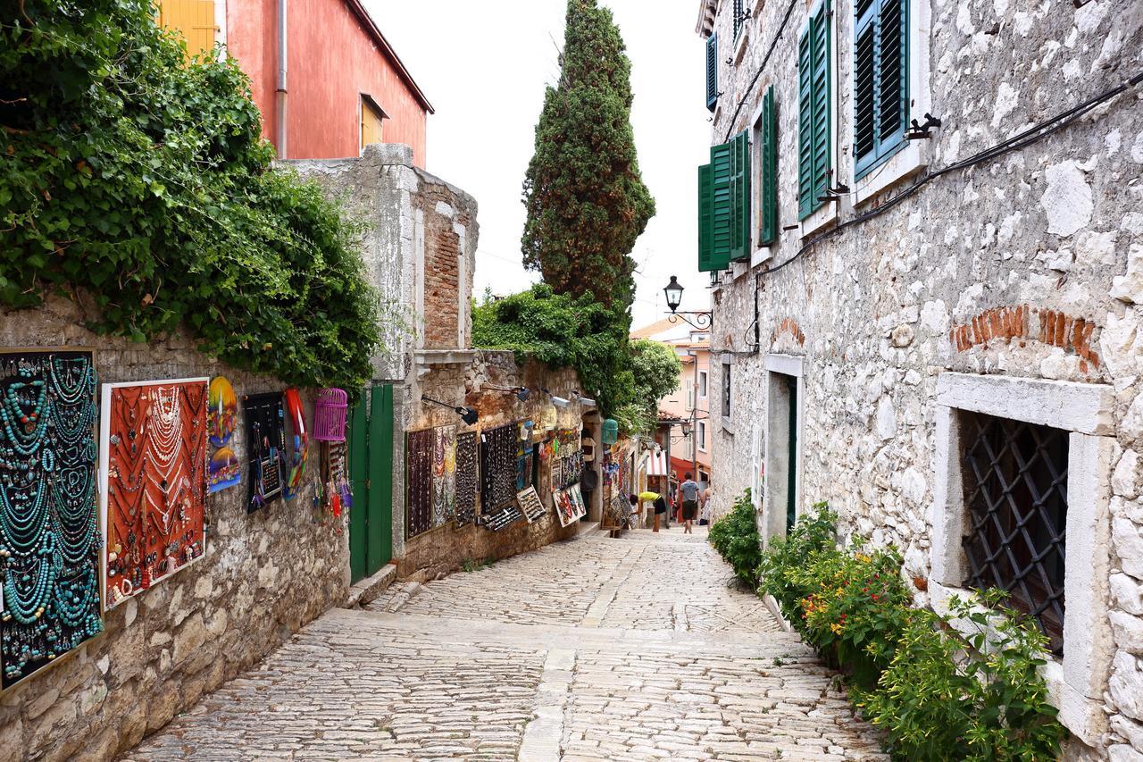 Apartments Amalia Rovinj Eksteriør bilde